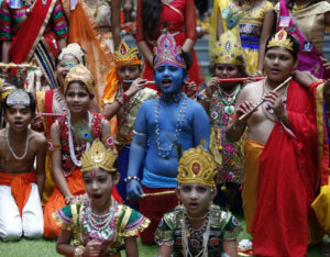 श्रद्धा आणि उत्साहाचा सोहळा
